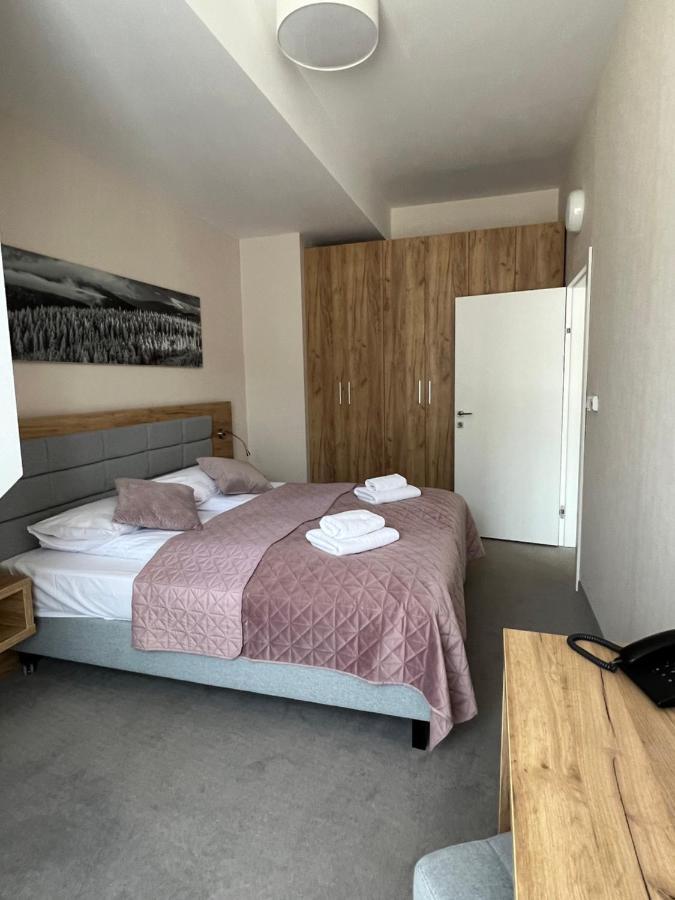 Aparthotel Apartamenty Czarna Gora 414 西恩纳 外观 照片